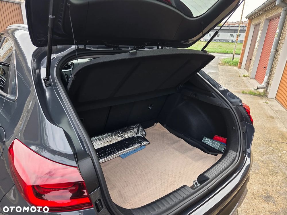 Kia XCeed 1.4 T-GDI L - 9
