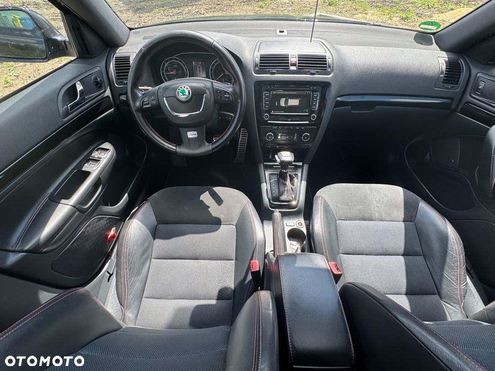 Skoda Octavia 2.0 TDI DPF RS DSG - 13