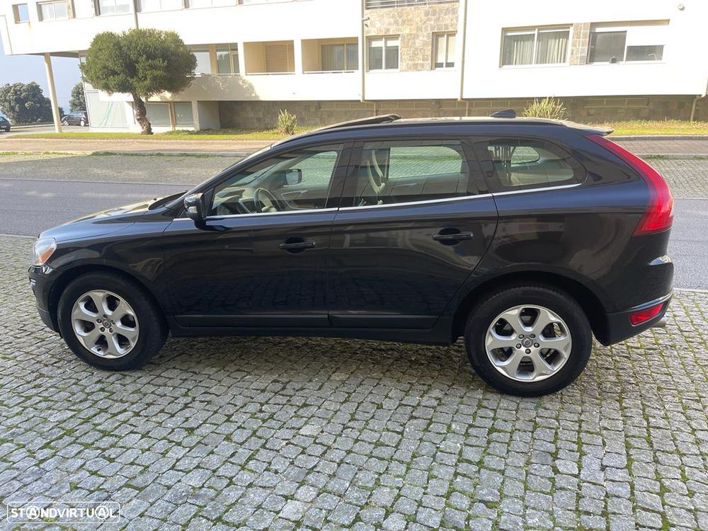 Volvo XC 60 D5 Summum Geartronic - 7