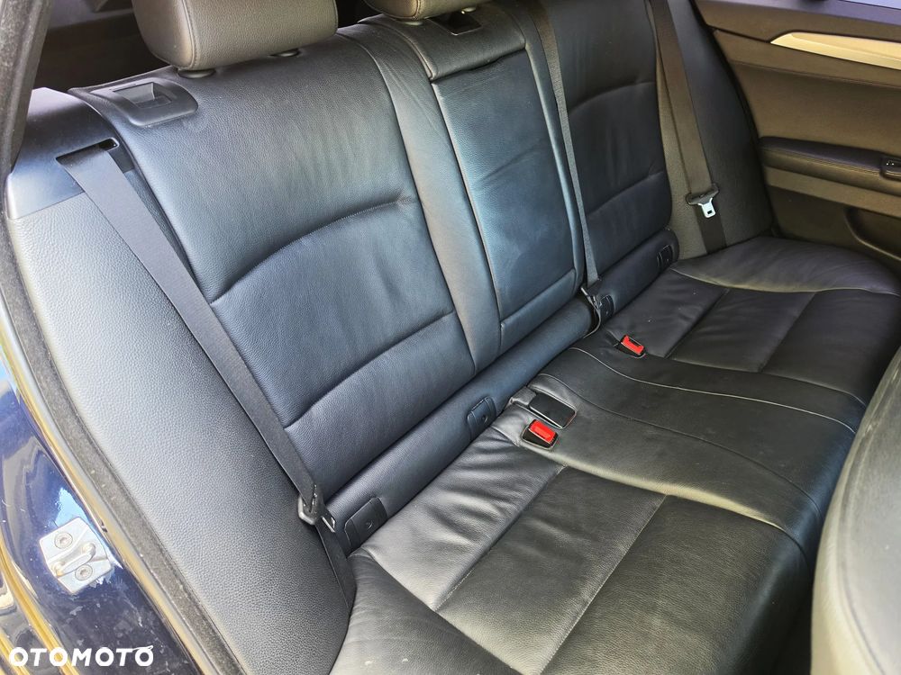 BMW Seria 5 - 31