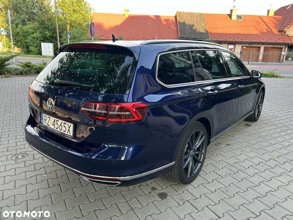 Volkswagen Passat Variant 2.0 TDI SCR 4Motion DSG (BMT) Highline - 12