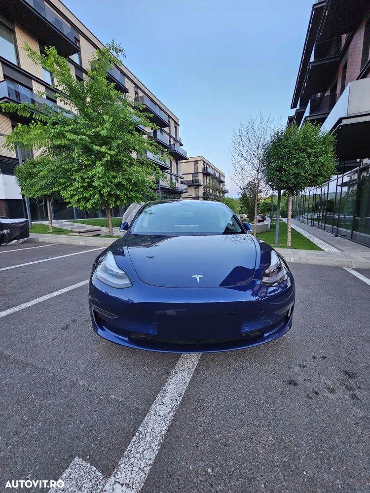 Tesla Model 3 Langstreckenbatterie Allradantrieb Dual Motor - 2