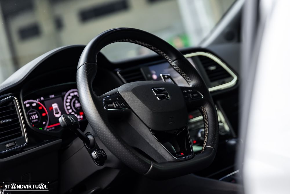 SEAT Leon 2.0 TSI S&S DSG Cupra 300 - 32