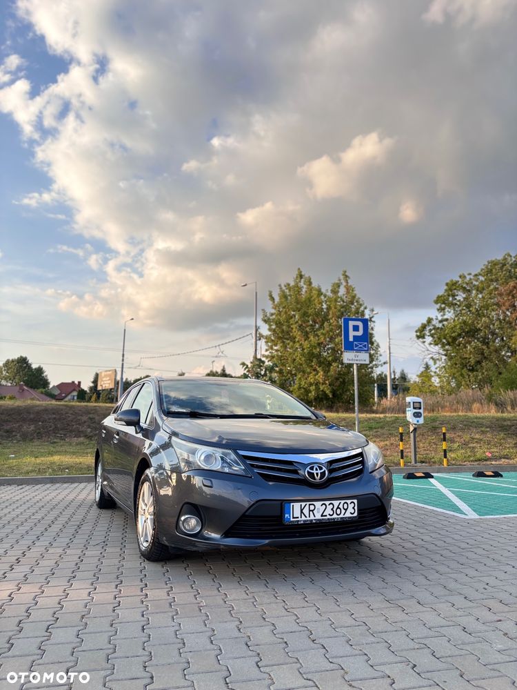 Toyota Avensis 2.0 D-4D Sol - 1