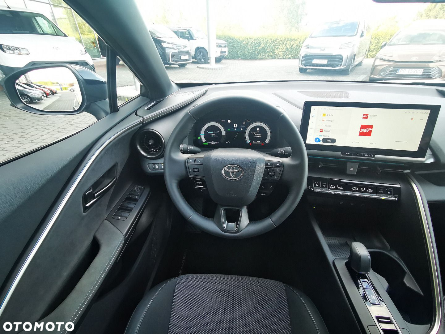 Toyota C-HR - 14