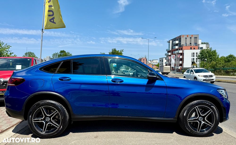 Mercedes-Benz GLC Coupe 300 de 4Matic 9G-TRONIC AMG Line - 12