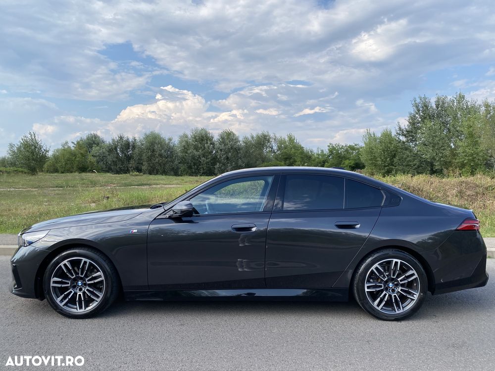 BMW Seria 5 520d xDrive AT MHEV - 2