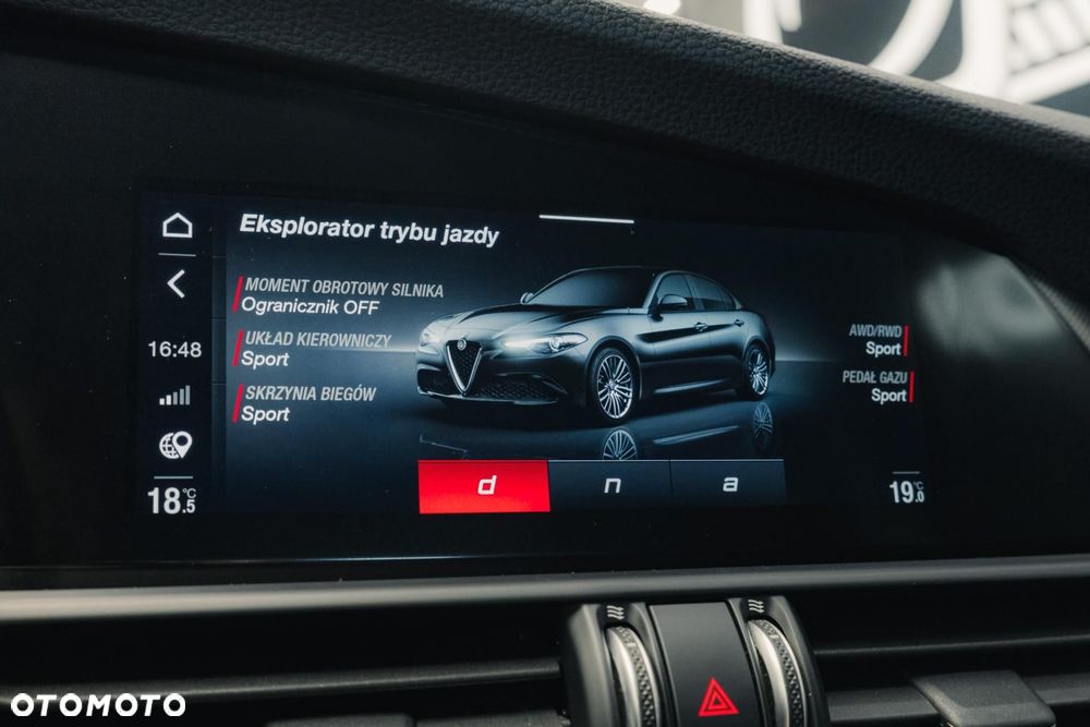 Alfa Romeo Giulia 2.0 Turbo Veloce Q4 - 21