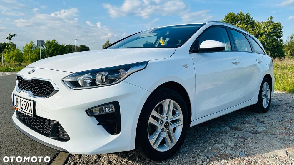 Kia Ceed 1.4 Smart Plus - 1