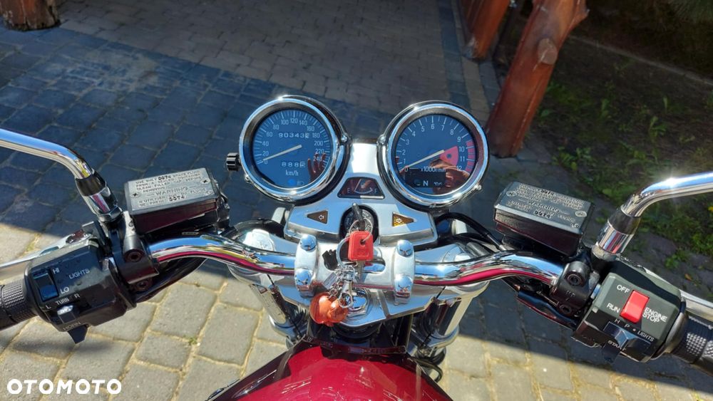 Kawasaki Zephyr - 11