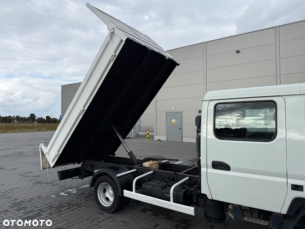 Mitsubishi CANTER - 11