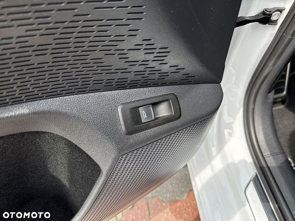 Skoda Octavia 1.5 TSI mHEV Sportline DSG - 13