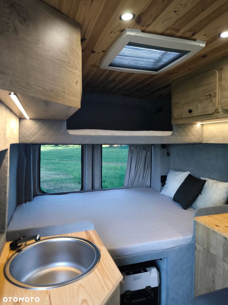 Ford Transit - 9