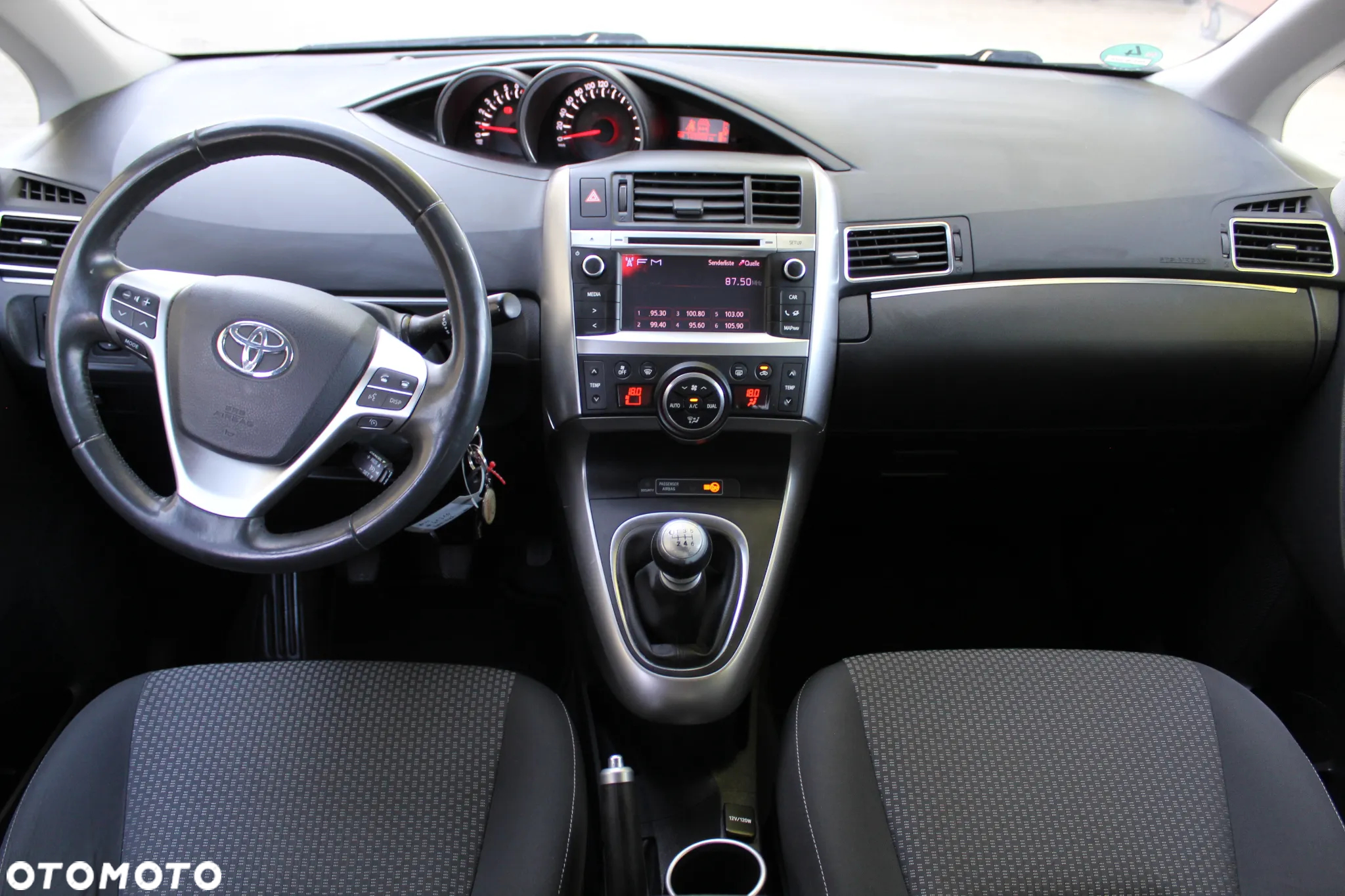 Toyota Verso 1.8 5-Sitzer Life - 10