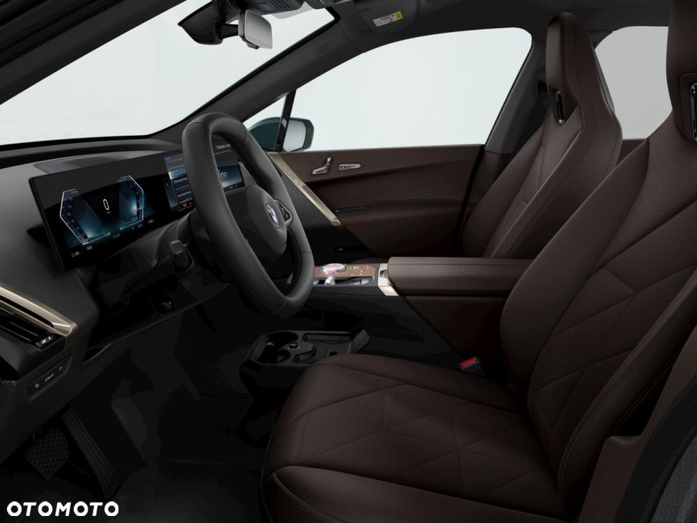 BMW iX - 5