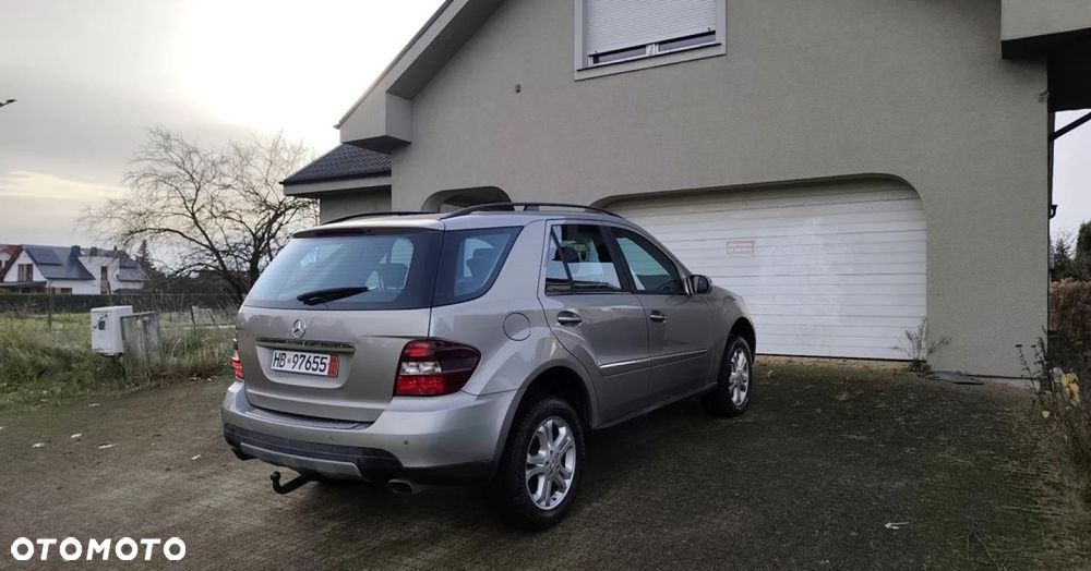 Mercedes-Benz ML - 17
