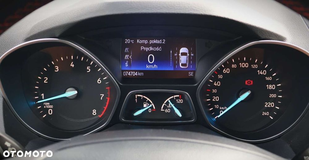 Ford Kuga - 18