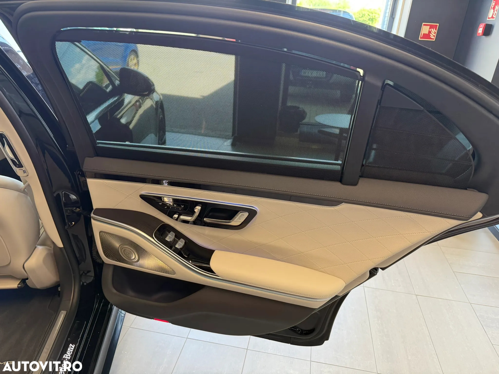 Mercedes-Benz S 580 4MATIC MHEV Long Aut. - 27