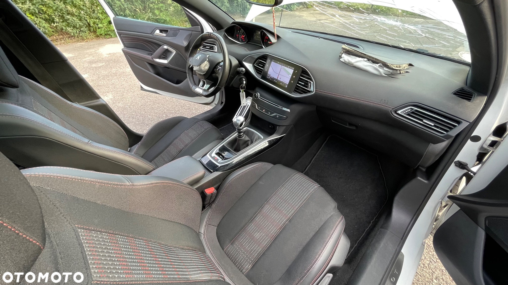 Peugeot 308 SW 1.2 PureTech GPF GT Pack S&S - 27