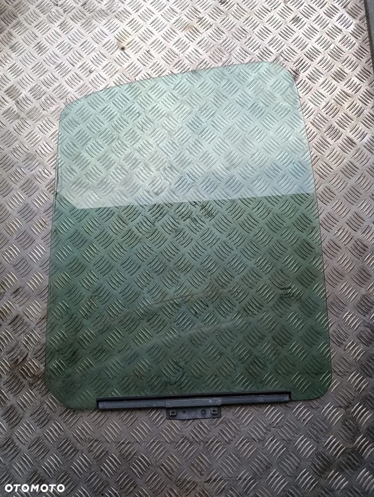 SZYBA LEWA PRZÓD PRZEDNIA IVECO DAILY III IV 1999-2014 - 1