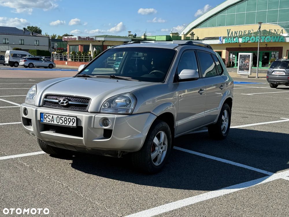 Hyundai Tucson 2.0 Comfort 2WD - 2