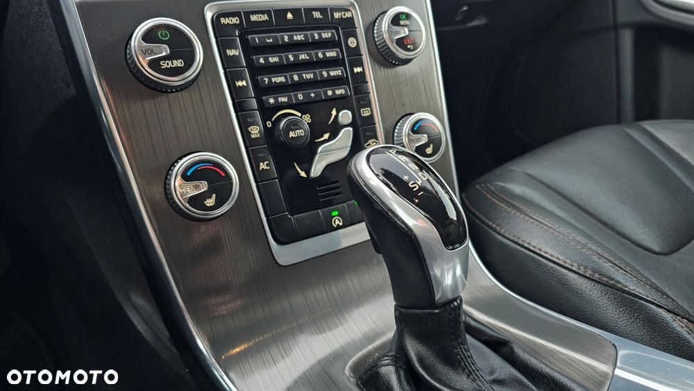 Volvo V60 D4 AWD Drive-E Summum - 34