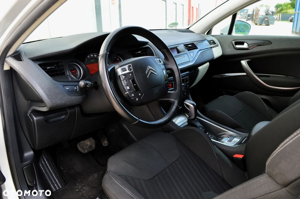 Citroën C5 2.0 16V Confort - 5