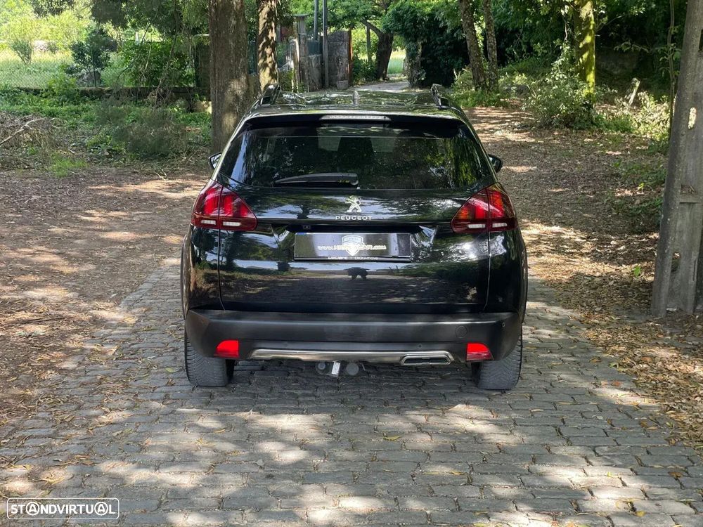 Peugeot 2008 1.2 PureTech GT Line - 38