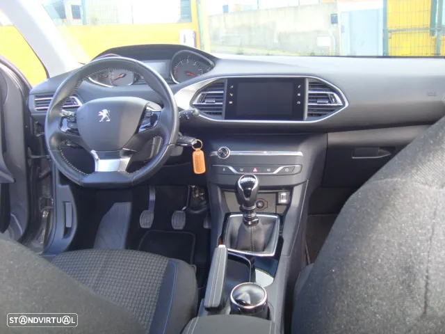 Peugeot 308 SW 1.5 BlueHDi Active Pack - 32