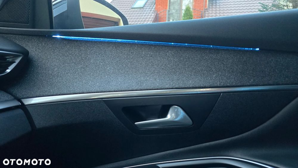 Peugeot 3008 1.6 PureTech GPF Crossway S&S EAT8 - 33