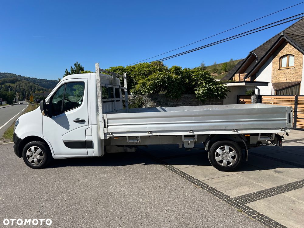 Nissan NV400 - 8
