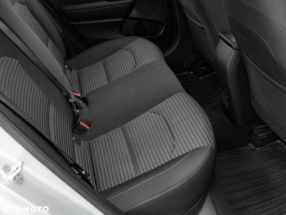 Kia Ceed 1.5 T-GDI M - 29
