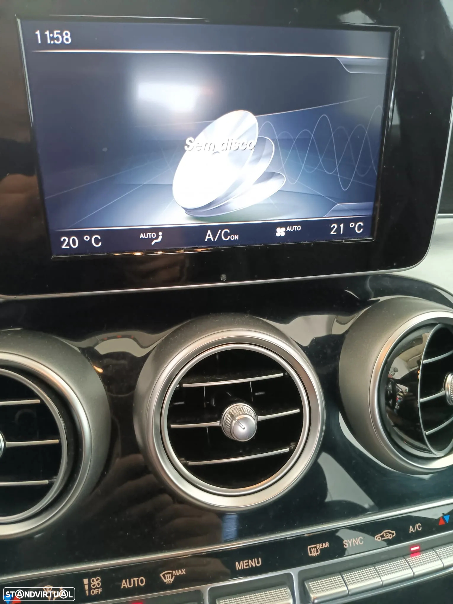 Mercedes-Benz C 300 BlueTEC Hybrid AMG Line - 14