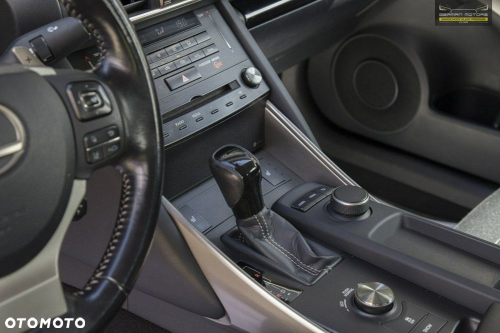 Lexus IS - 23
