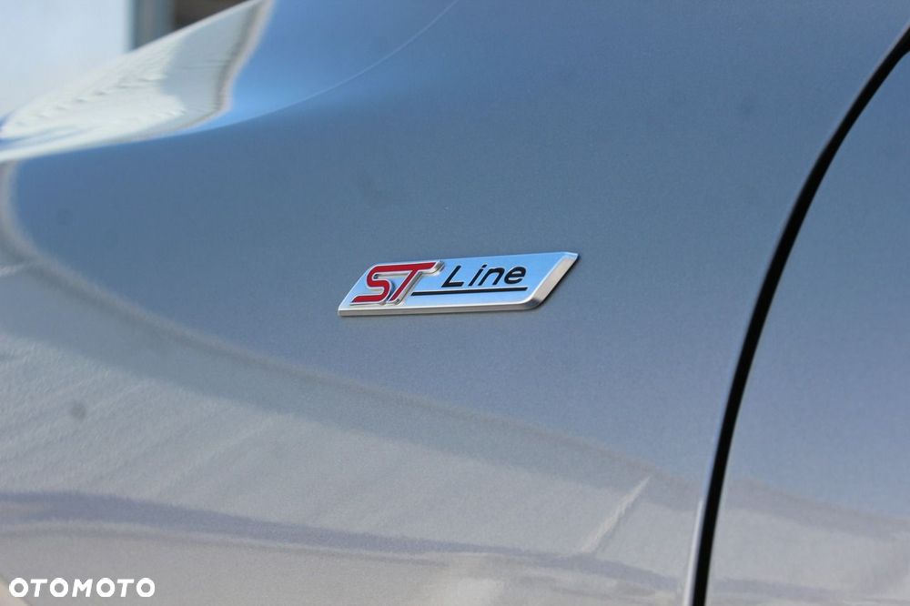 Ford Kuga 2.5 Duratec FHEV ST-LINE - 31