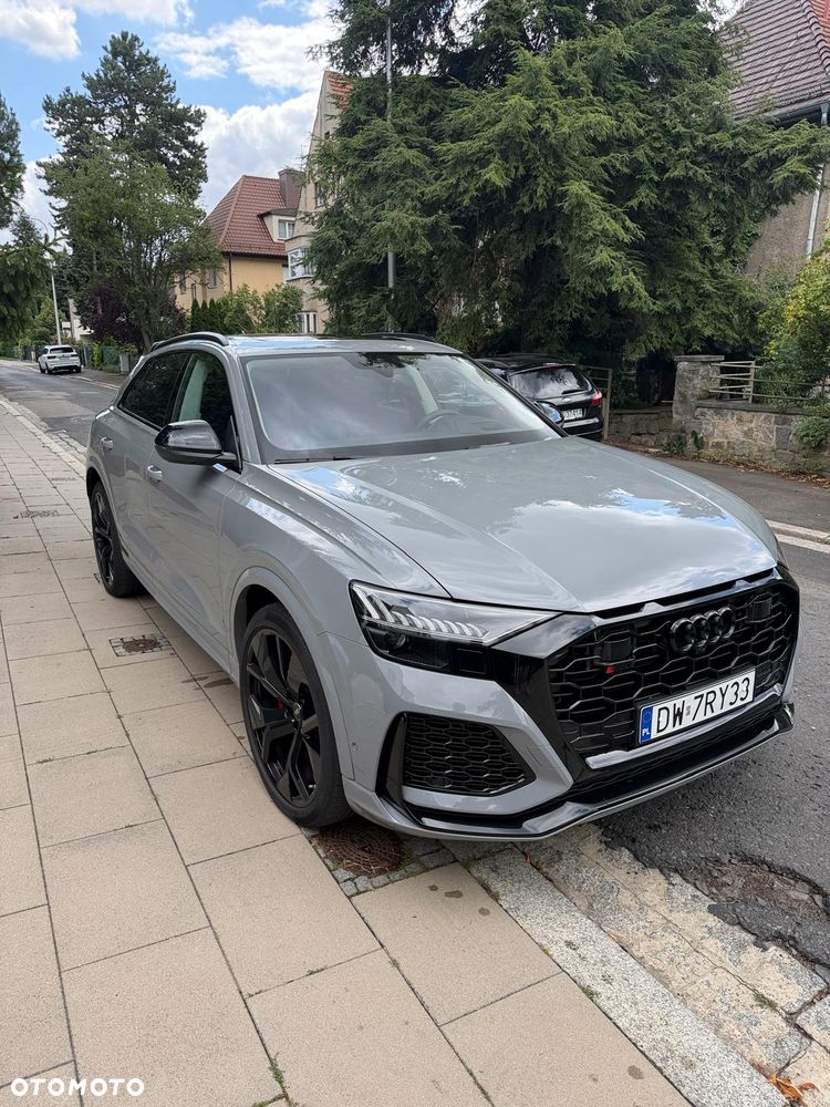 Audi RS Q8 - 10