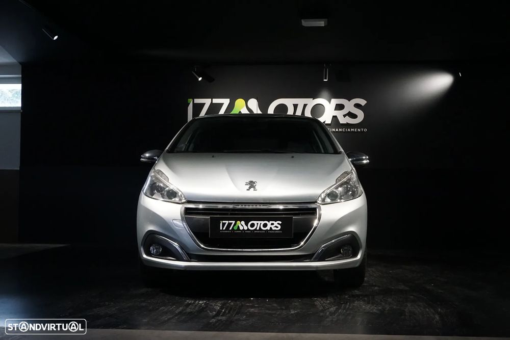 Peugeot 208 1.2 VTi SE Style - 4