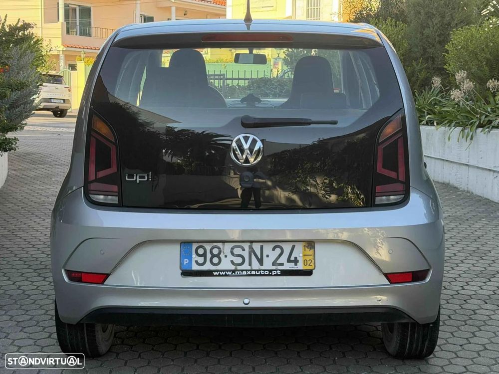 VW Up! 1.0 Move Auto - 6