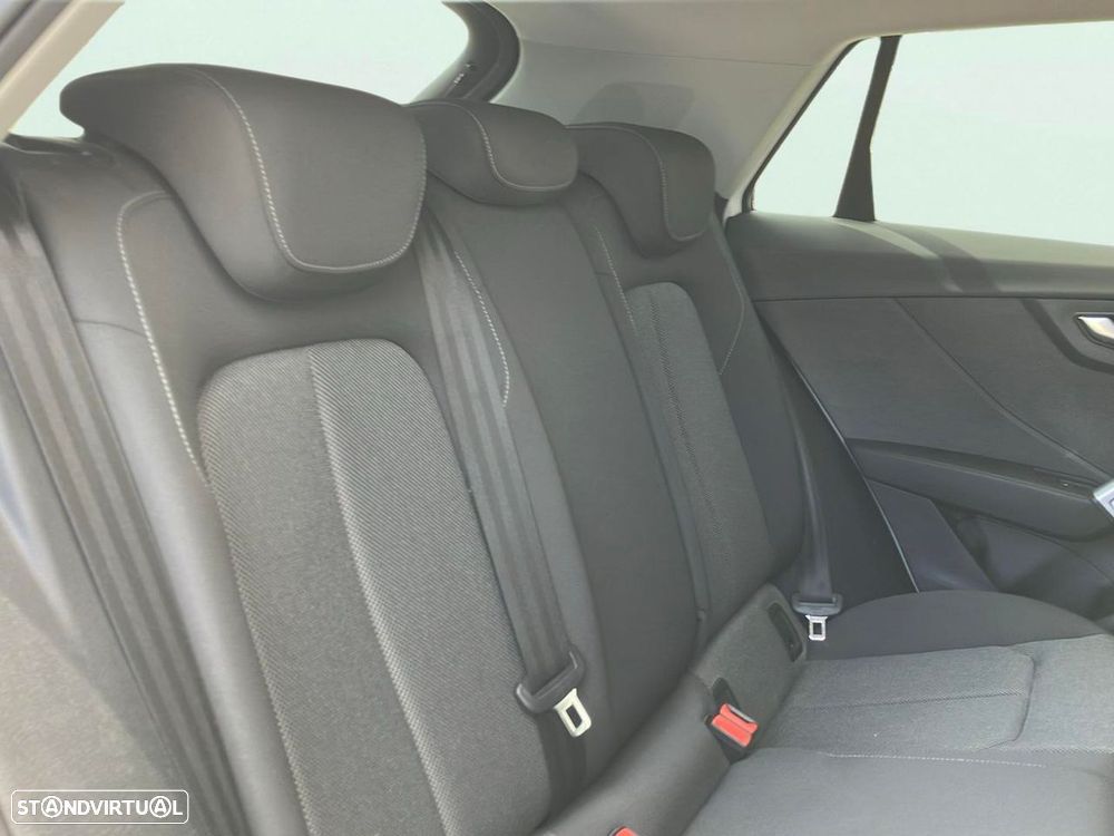 Audi Q2 30 TDI - 16