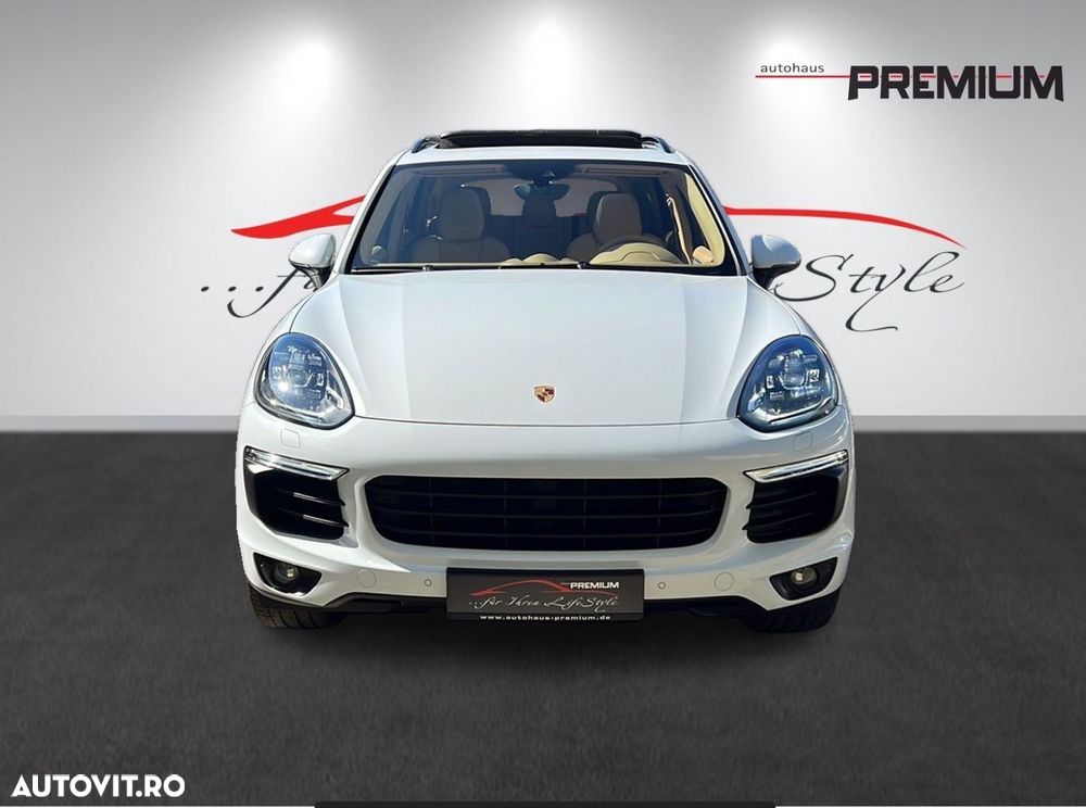 Porsche Cayenne - 3