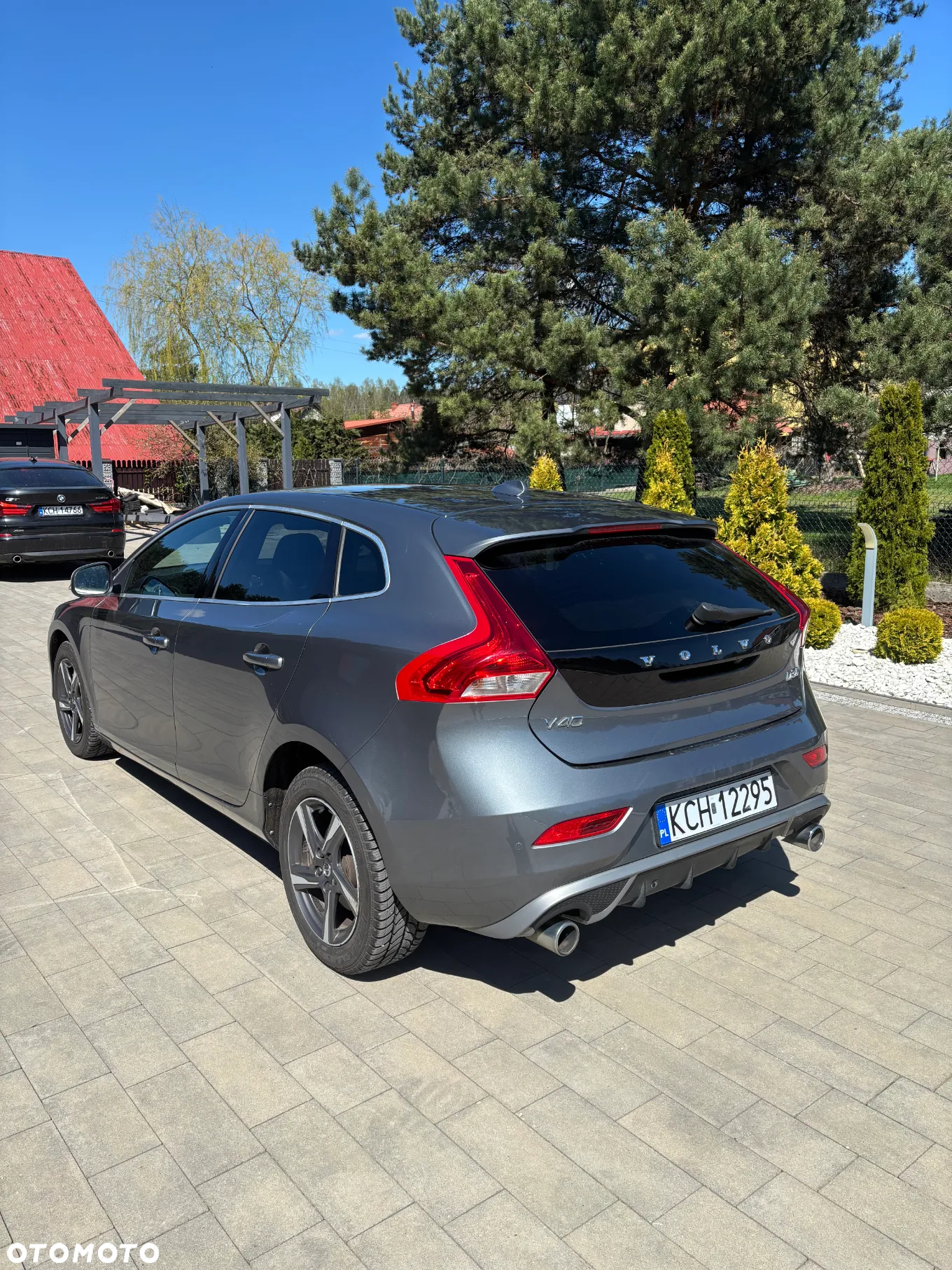 Volvo V40 D3 Drive-E R-Design Momentum - 4