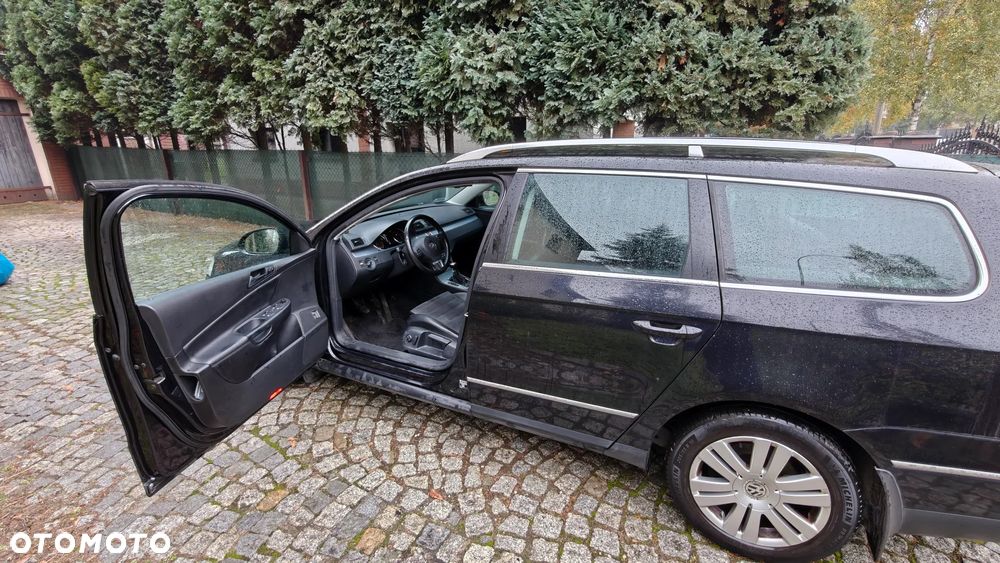 Volkswagen Passat 2.0 TDI Highline - 9