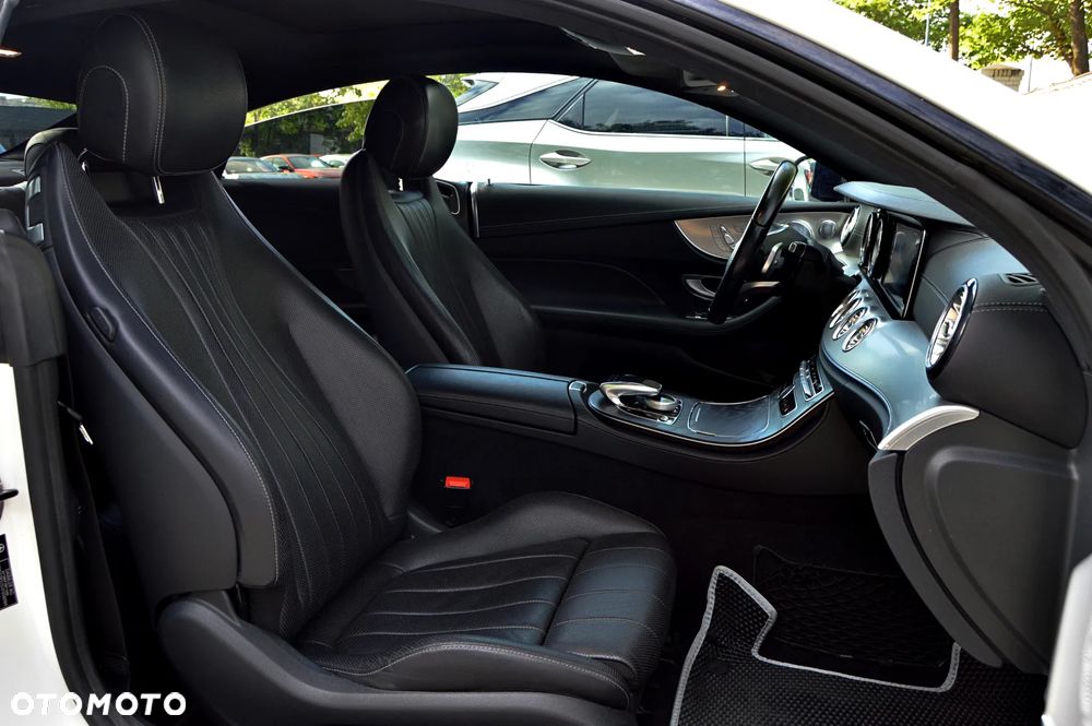 Mercedes-Benz Klasa E 220 d 4-Matic 9G-TRONIC - 10
