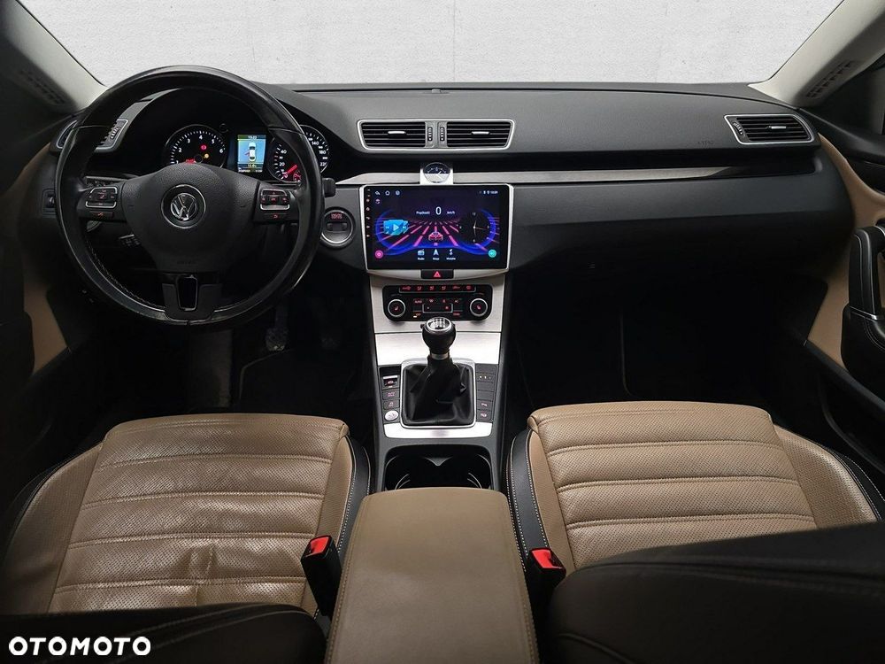 Volkswagen Passat CC - 9