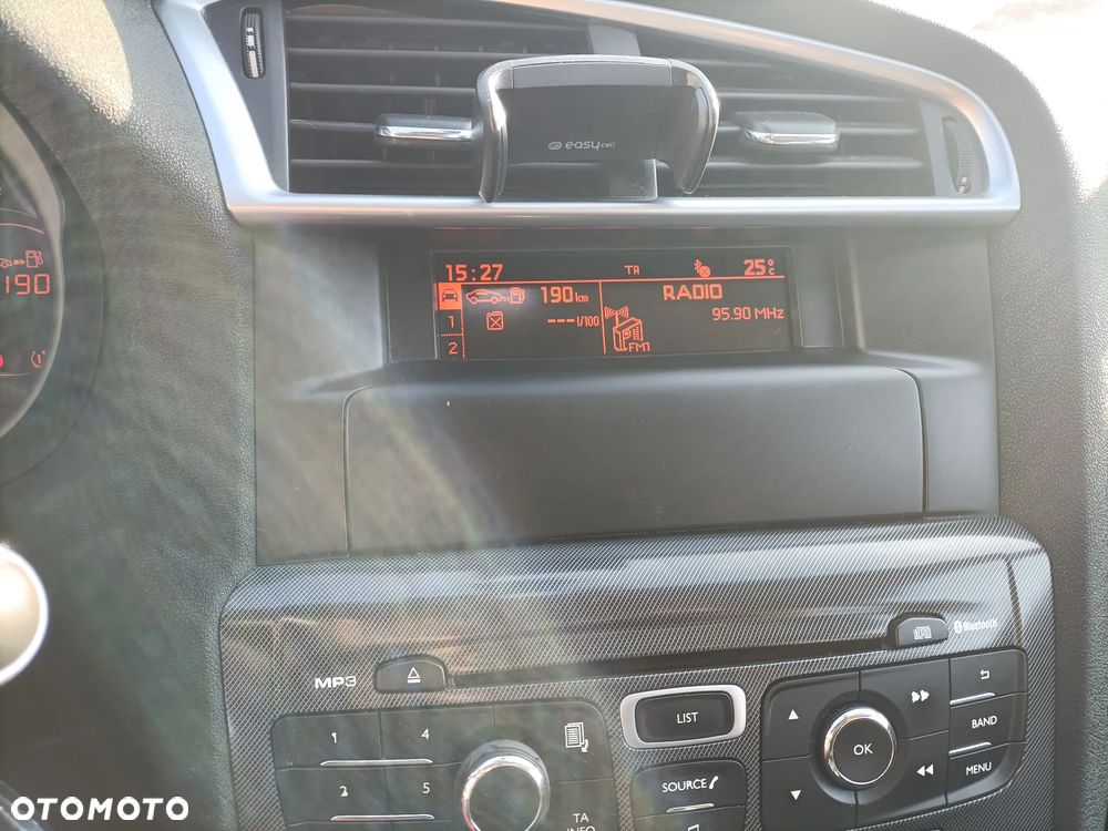 Citroën C4 1.6 HDi Attraction - 19