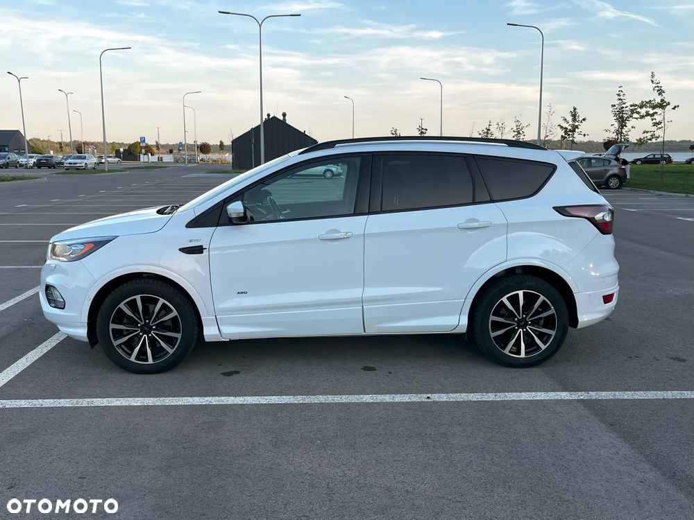 Ford Kuga 2.0 TDCi AWD ST-Line - 19