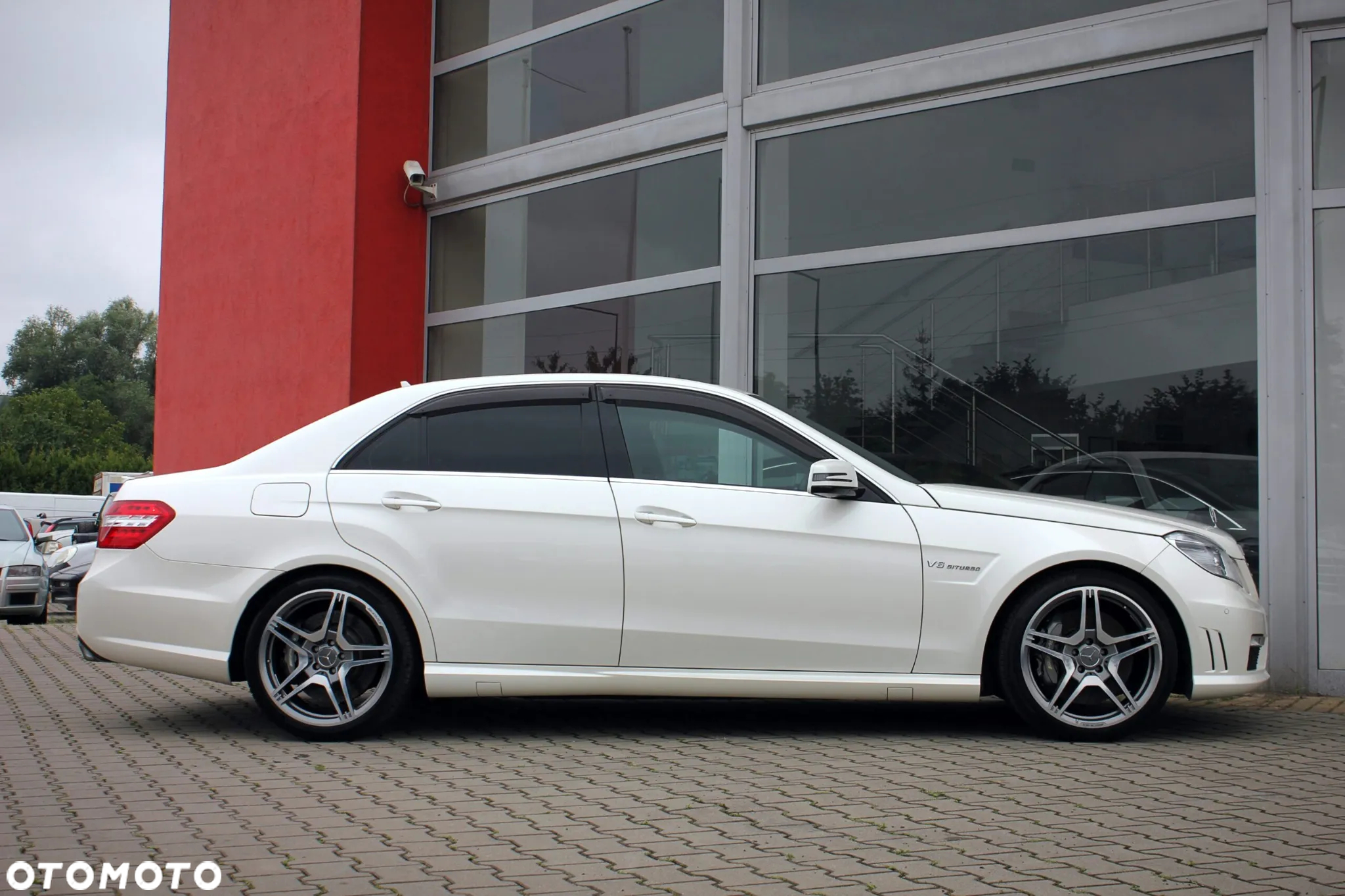 Mercedes-Benz Klasa E 63 AMG - 3