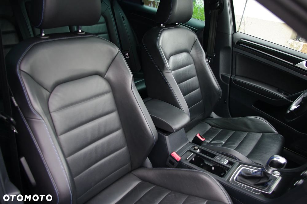 Volkswagen Golf 1.4 GTE Plug-In-Hybrid DSG - 11