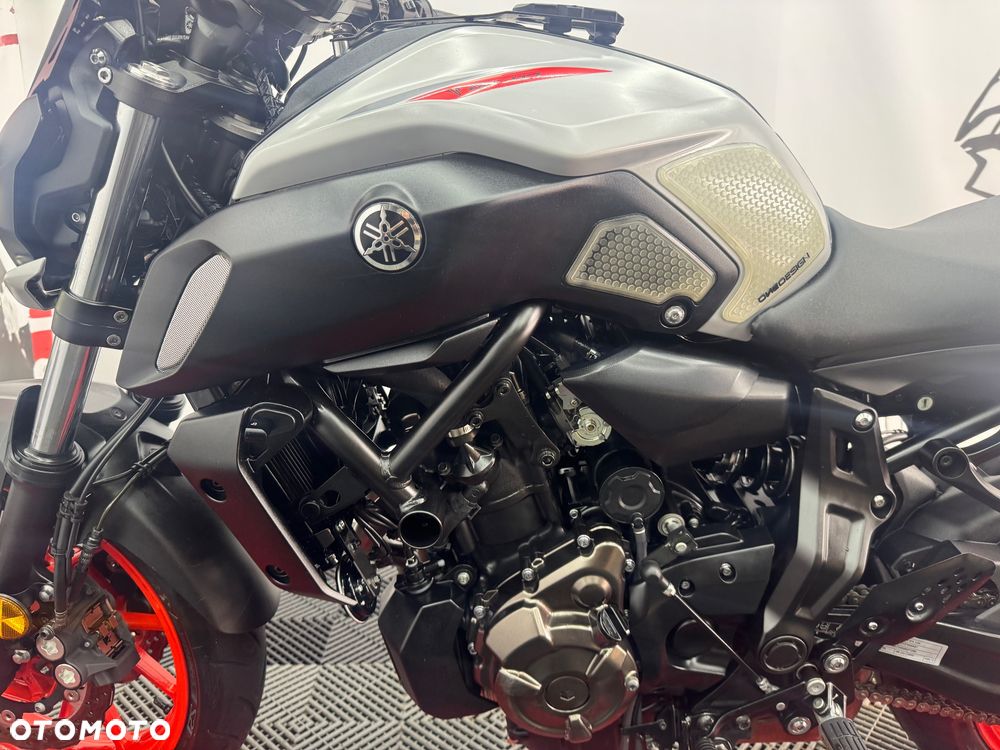 Yamaha MT - 13
