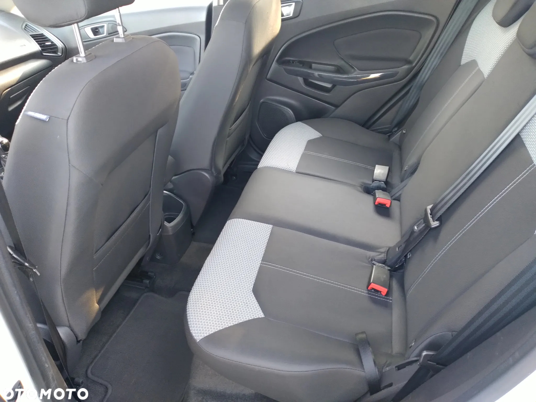 Ford EcoSport - 16